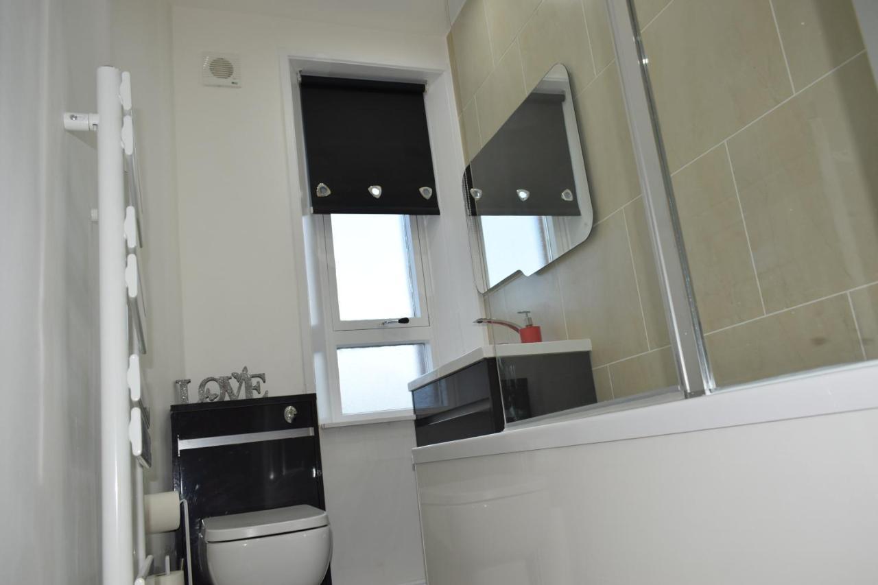 Glasgow Lovely Apartment D&N Exterior photo